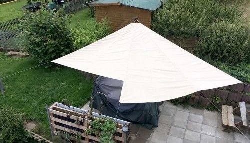 Sonnensegel über Terrasse Sonnensegel über Terrasse