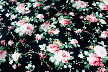 Baumwollstoff - Classic Roses - Schwarz 