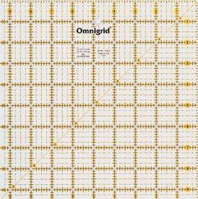 Ein unverzichtbarerer Helfer dür alle Patchwork- und Quilt-Fans 11611480 Z1 Messen + Markieren Universal Schneiderlineal 9,5" x 9,35" inch
