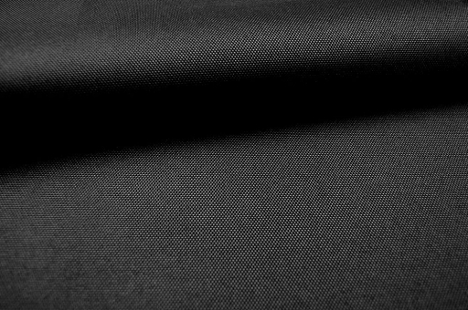Reißfester und wasserdichter Stoff aus starkem Polyester 50024 Polyesterstoff Reissfest Wasserdicht Schwarz Segeltuch Polyester  Polyester-Stoff - reißfest und wasserdicht - Uni SchwarzDrapierter Polyester-Stoff in Schwarz