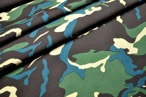 Pflegeleichte, universell einsetzbare Ware mit dem beliebten Tarn-Design 61008 Camouflage Gruen Neu S4(1) Camouflage Stoffe Universalstoff - Camouflage