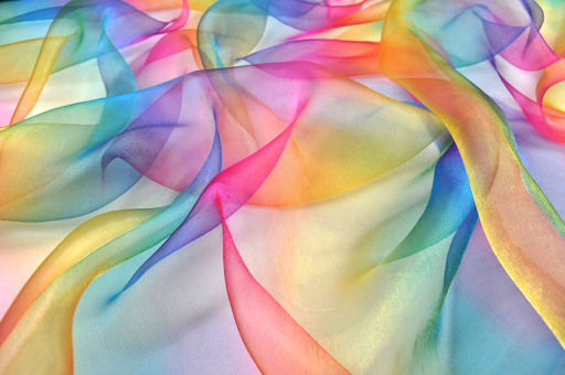 Ein Traum von Organza - bunter Farbverlauf für farbenfrohe Kreationen! 80503799 Organza Regenbogen Organza ohne Stickerei Organza - RegenbogenOrganzastoff in Regenbogenfarben