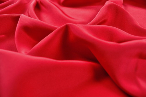 Ein transparenter Stoff mit einer feinen Krepp-Optik und geschmeidigem Fall! Bk5660 Georgette Rot Bekleidungsstoffe Georgette - uni