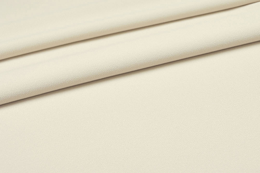 Herrlich weicher Bekleidungsstoff mit körniger Oberflächenstruktur - erhältlich in vielen Farben! Bk6040 Crepe De Chine Creme Blusenstoffe Crêpe Georgette - Uni CremeCremefarbener Crepe-de-Chine-Bekleidungsstoff