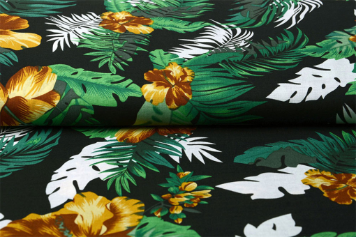 Fließend fallender Viskosestoff mit exotischem Pflanzenmotiv und goldenen Blüten Bk7558 Viskosestoff Golden Jungle S4 bedr. Bekl. Stoffe Viskosestoff - Golden JungleSchwarzer Viskosestoff mit Dschungel-Motiv