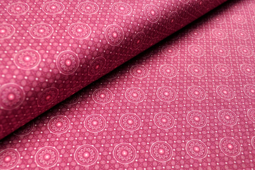 Ein knalliges Pink, kombiniert mit einem schönen Trachtenmuster auf edler Perkalbaumwolle - ein Traum! Co6588 Trachten Baumwollstoff Kreise Pink S4 bedr. Bekl. Stoffe Baumwoll-Trachtenstoff - Annis Blüten - DirndlpinkTrachtenstoff mit Blümchen