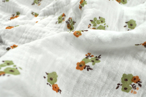 Weicher Musselin-Stoff mit floralem Motiv auf reiner Baumwolle Co6739 Double Gauze Bluemchen S4 Kinderstoffe Double Gauze - Blümchenweisser double gauze bedruckt mit kleinen blumen
