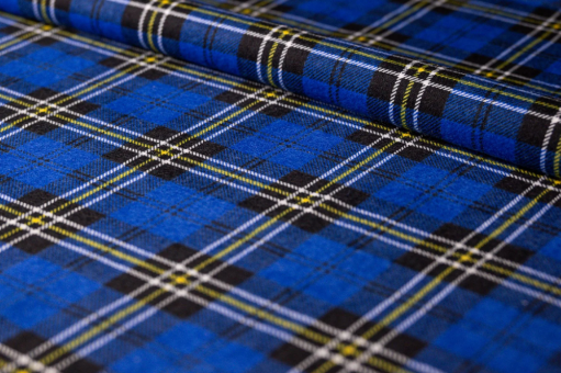 Weicher Baumwoll-Flanell mit klassischem Karo – perfekt für Hemden, Pyjamas, Decken & Deko.
 Co6936 03 Karo Baumwollflanell - Royal & GelbBaumwollflanell Blau mit gelben linien
