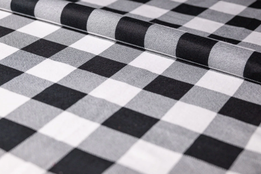 Weicher Baumwoll-Flanell mit klassischem Karo – perfekt für Hemden, Pyjamas, Decken & Deko.
 Co6936 06 Karo Baumwollflanell - Schwarz & WeißBaumwollflanell Schwarz Weiß
