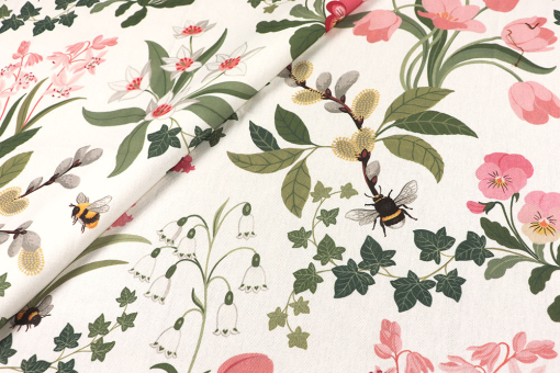 Skandinavisches Flair auf reiner Baumwolle in Premium-Qualität! Ds6408 Dekostoff Premium Hummel Garten S4 Dekostoffe Blumen Dekostoff Premium Scandinavia - BlumenDekostoff mit Blumenmotiv