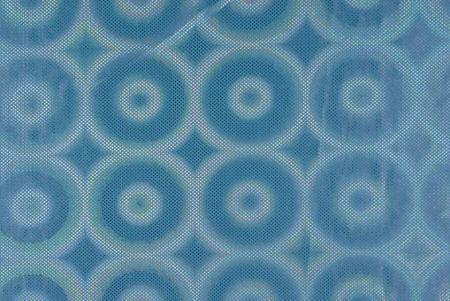 Surreal, verblüffend, glänzend - ein fantastischer, stretchiger Stoff für Kostüme, Tanzkleider und mehr Fn1242 Folienjersey Hologramm Hellblau Glitzer + Pailletten Tanzkleiderstoff Hologramm - Trippy Circles - AquaTanzkleiderstoff mit Hologramm-Muster