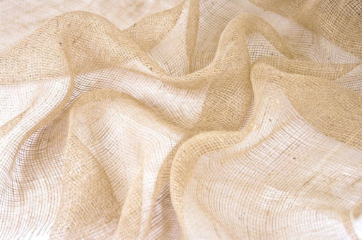 Netzartig gewobene Jute, feiner und leichter als die Standardware, bietet somit völlig neue Dekorationsmöglichkeiten Jute Netz Z1 Bastelzeit Jute - Netz 130 cm breit