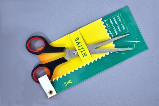 Liegt angenehm in der Hand, 14 cm Klinge Ku7022 Schere Klein Dsc 0510 Z1 Zubehör Handarbeitsschere  Softgriff - 14 cm lang