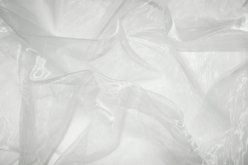 Organza Stoff - Organza ist ein sehr feiner, transparenter Stoff, mit seidigem Glanz und sehr schönen Farbeffekten. Organza Stoff Einfarbig Weiss 2 Z1(1) Uni Organza Stoff - Weiß
