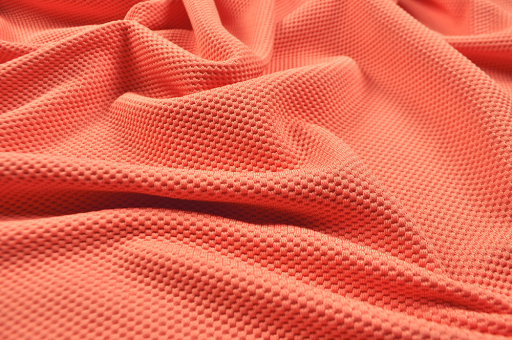 Hübscher, elastischer Pique-Stoff aus einem Restbestand der Damenkonfektion - super Qualität zum TOP-Preis!  Sp148167 Pique Stretch Lachs Sonderposten Bekleidungsstoffe Piqué Stretch - Koralle