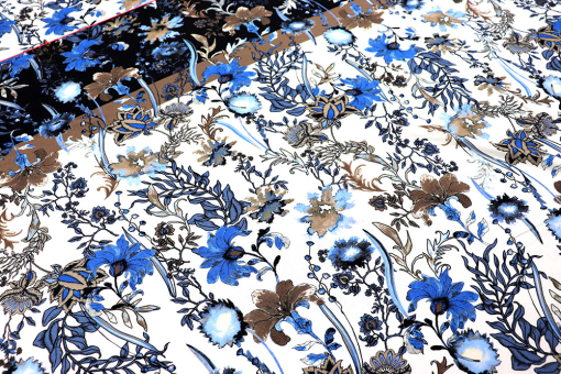 Florales Design auf geschmeidigem Jersey, der jede Bewegung mitmacht! Sp155029 Jersey Panel Viskose-Paneljersey - Blaue Wiese