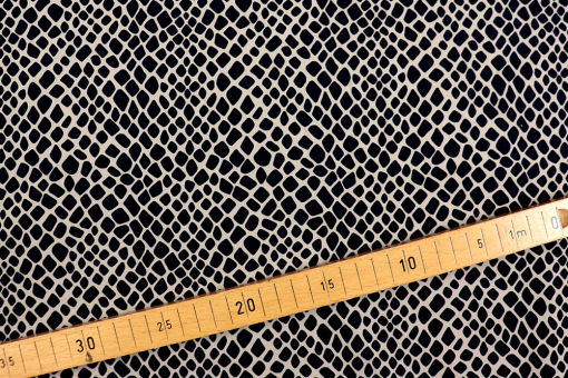 Stilvoller Schlangenjersey aus Polyester und Elasthan Sp155093 Elastikstoffe Polyesterjersey - SnakeyPflegleichter Polyesterjersey mit edlem Schlangenhaut-Design