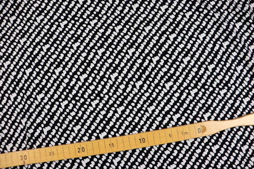 Modischer Jersey aus geschmeidiger Viskose und Elasthan Sp155102 Bekleidungsstoffe Viskosejersey - Dot FeverModisch gemusterer Viskosejersey in Schwarz/Weiß