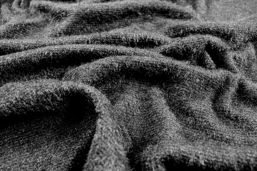 Flauschig-samtiger Bekleidungsstoff in tiefem Schwarz - ein Mode-Statement! Sp155210 Sonderposten NEU Strickstoff - Furry Black