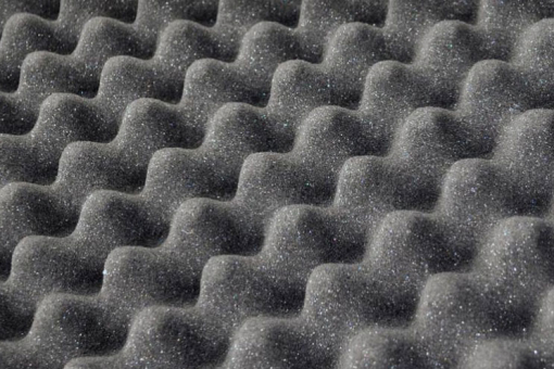 Effiziente Akustikverbesserung wird zum Kinderspiel mit diesem hochwertigen 4 cm starken Schaumstoff, der Störschall schluckt! Tg1051 Akustikschaum Flammhemmend Akustikgewebe Akustikschaum flammhemmend - 206 x 100 cm - 4 cm stark - Anthrazit