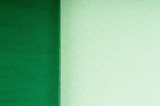 Feinmaschiger Tüll mit gutem Stand in vielen verschiedenen Farben Tuell Gruen S4 1000 Z1 Standard Tüll Tüll GrünTüllstoffe in verschiedenen Farben
