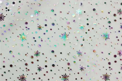 Effektvoller Tüll mit Flöckchen, die mit einer atemberaubenden Holo-Optik aufwarten Wn5375 Tuell Sterne Soft Tüll Feintüll Hologramm - SchneeflockenTüll mit Sternen