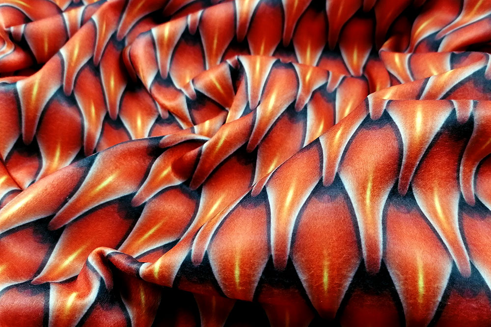 Wärmender Polar-Fleece - wunderbar weich und flauschig, mit Antipilling-Ausrüstung, bedruckt mit coolem Drachen-Motiv  123 101707 Farbtafel Drachenhaut(1) Fleece Wärme-Fleece - Drachenhaut