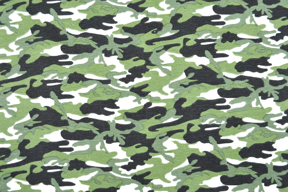Klassisches Tarnmuster auf leichtem, sehr dehnbarem Jersey Bk6973 Jersey Camouflage Gruen S4 Sale Jersey Camouflage - Forest