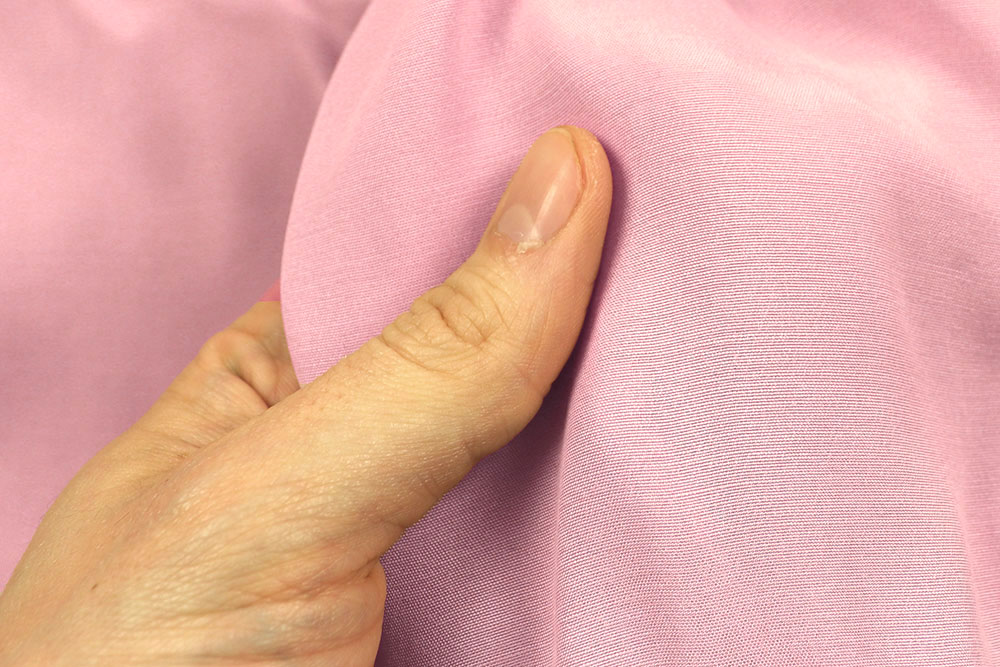 Edle Cupro-Viskose-Mischung, herrlich geschmeidig und samtig im Griff! Bk7501 Cupro Rosa Seidenstoffe Cupro-Viskose - Rosa