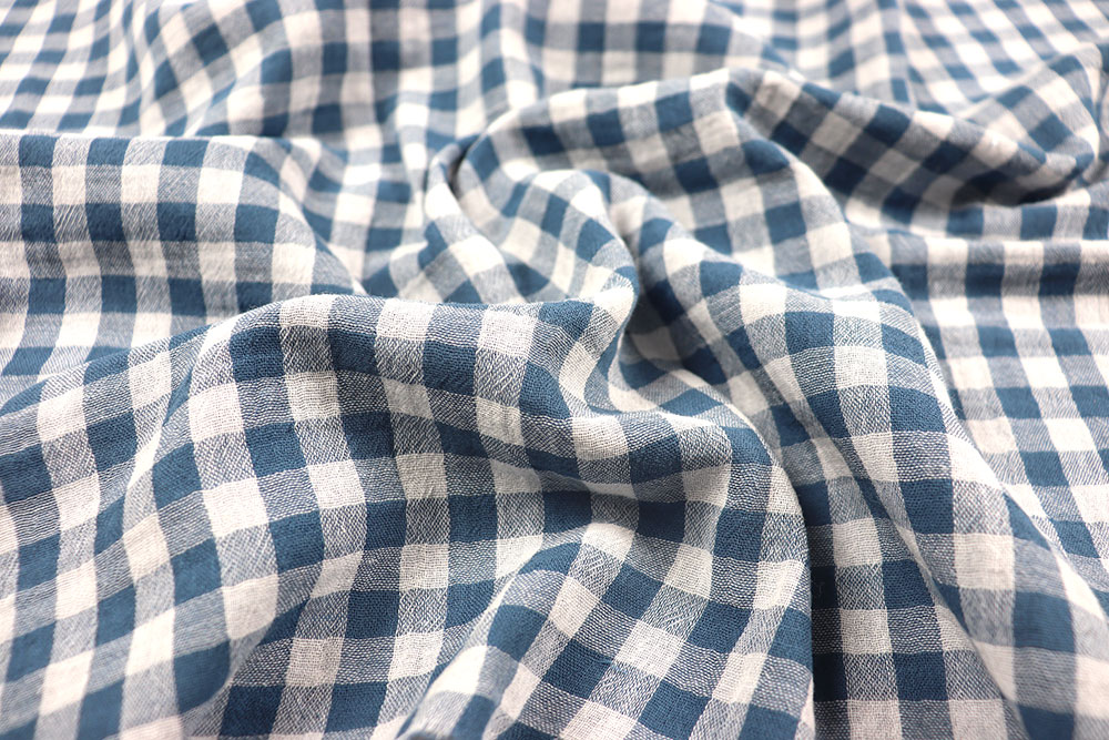 Edler Baumwollstoff im nachtblauen Karo-Design – weich, klassisch, beidseitig verwendbar! Bk7693 Vichy Karo Musselin 2 Musselin Stoffe Musselin Vichy-Karo - Double Face - Nachtblau