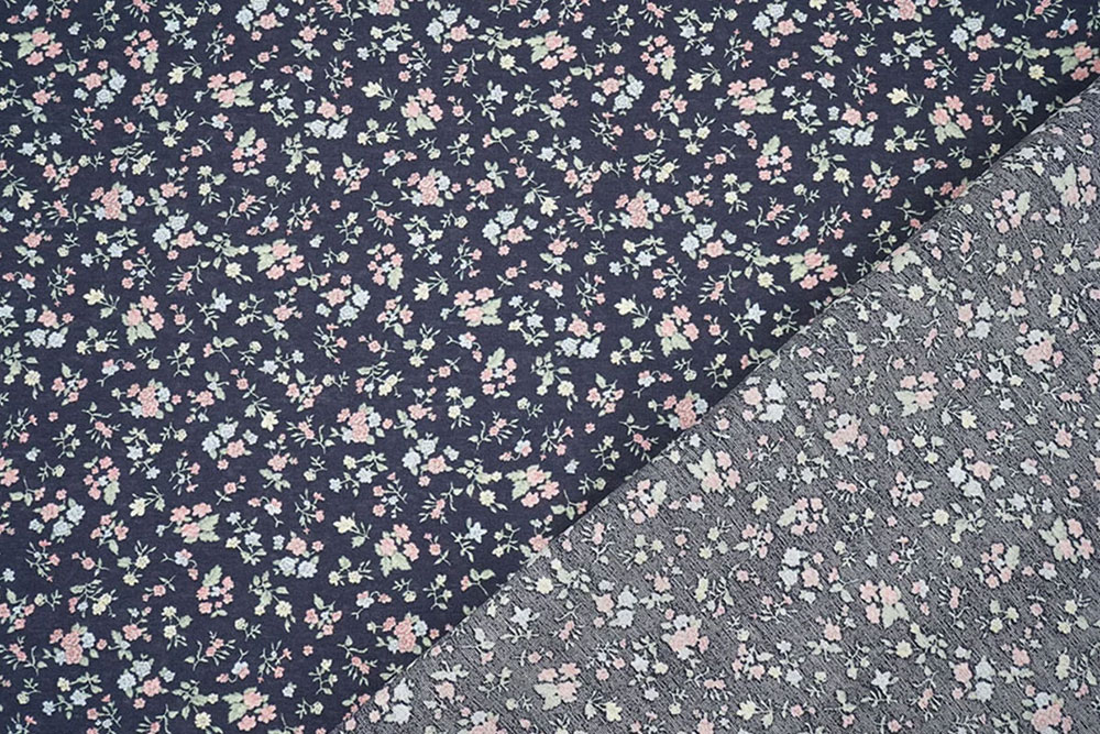Floral bedruckter, leichter Viskosestoff – geschmeidig, luftig & formstabil
 Bk7974 Viskosestoff Bluemchen 2 Mai Viskose gewaschen - Tausend Blümchen