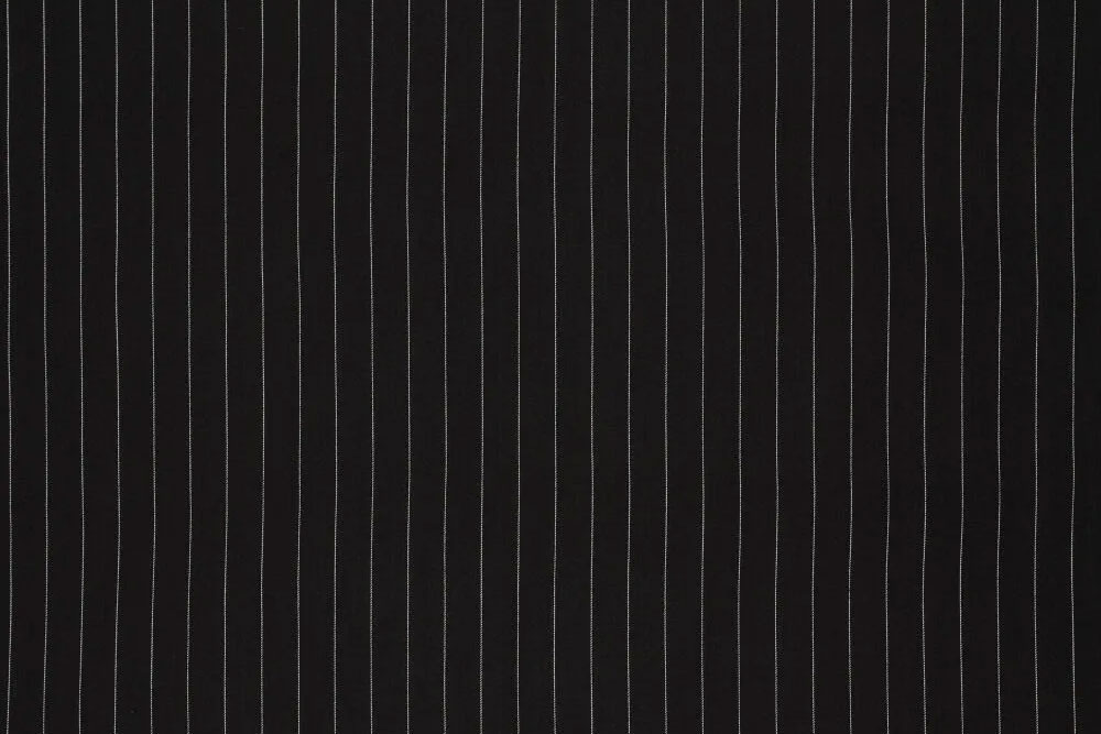 Bekleidungsstoff mit klassischen Nadelstreifen und Stretch-Anteil Bk8015 Nadelstreifen Stoff Schwarz Rueckseite Blusenstoffe Bekleidungsstoff Nadelstreifen - Schwarz