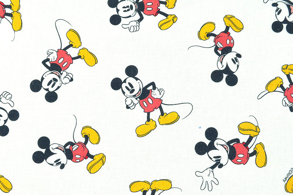 Seit Ewigkeiten die beliebteste Maus der Welt - nun endlich auch auf reiner Baumwolle! Co6614 Baumwoll Dekostoff Mickey Mouse S4 Tiere Baumwoll-Dekostoff - Mickey Mouse©