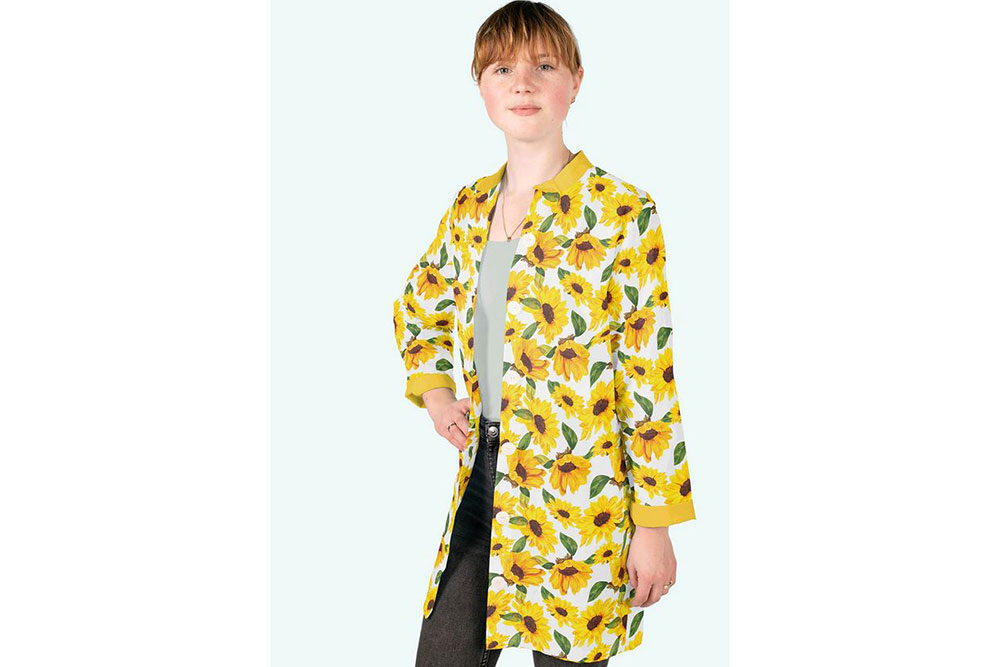 Ein Traum aus Blüten sorgt auf dieser reinen Baumwolle für Sommerfeeling! Co6687 Baumwollstofff Sonnenblumen Baumwolle Blumen Baumwollstoff - Sonnenblumen