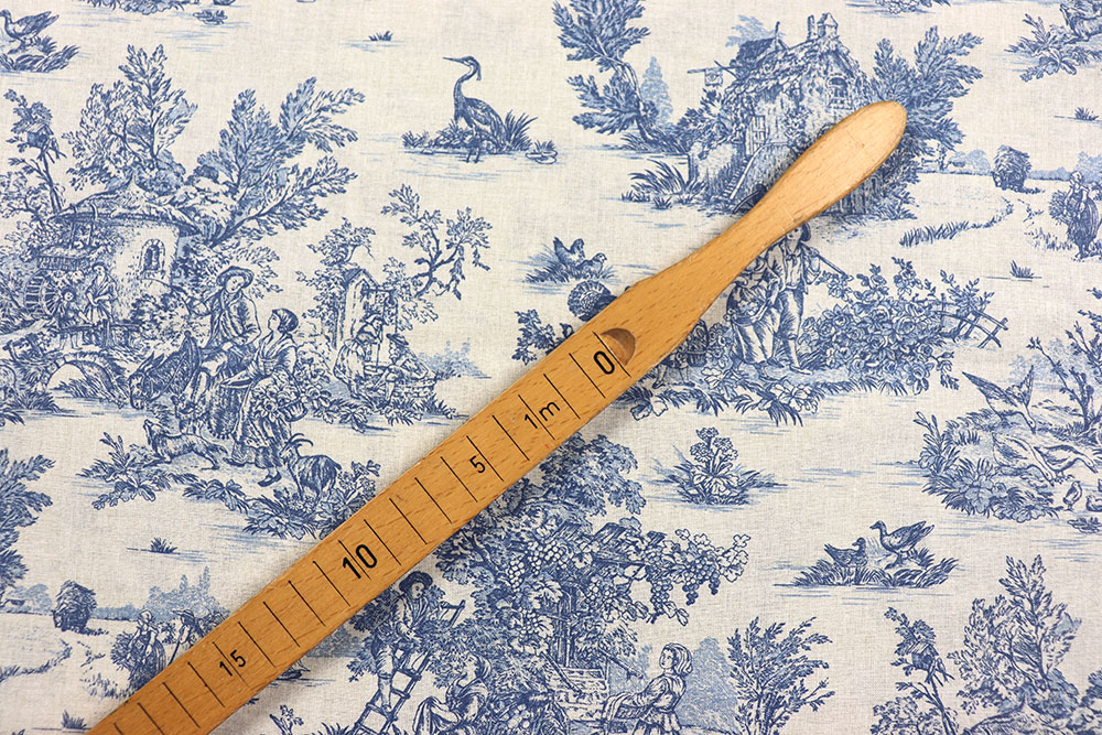 Schöner Baumwollstoff in Cretonne-Qualität mit nostalgischem Toile de Jouy Motiv Co6830 Baumwollstoff Toile Blau S4 Toile de Jouy Baumwollstoff Toile de Jouy - Erntezeit - Blau