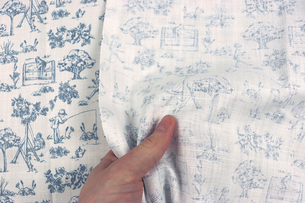 Pure Nostalgie - dieser Stoff erinnert an Zeiten, in denen es die größte Freude war, draußen zu spielen und nicht am Smartphone zu hängen! Co6953 Baumwollstoff Toile De Jouy S4 Baumwolle sonstige Baumwollstoff - Toile de Jouy - Spielplatz