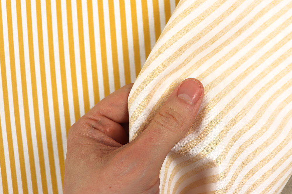 Gestreifte Ware aus reiner Baumwolle in klassisch-zeitlosen Farben! Co6968130 Baumwollstoff Streifen Weiss Gelb S4 Dekostoffe Streifen Baumwollstoff - Streifen - Weiß/Gelb
