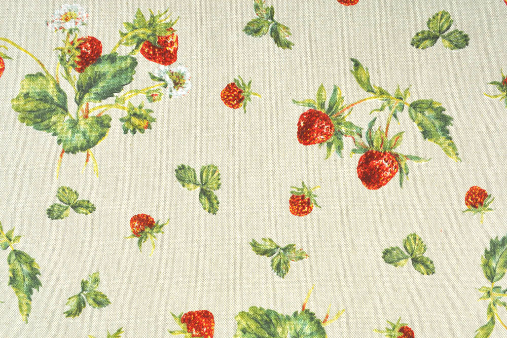 Hübscher Dekostoff in rustikaler Optik mit sommerlichem Erdbeer-Motiv  Ds1815 Dekostoff Leinenoptik Erdbeeren S4y(1) Dekostoffe Natur Dekostoff Leinenoptik - Erdbeeren