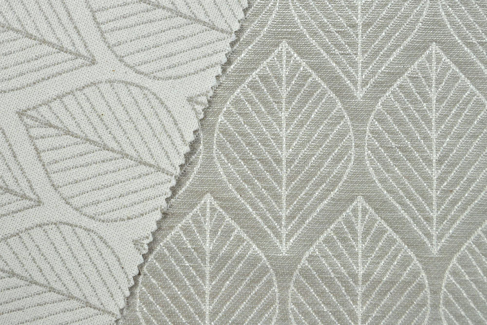 Eine natürliche Farbkombination trifft auf diesem Dekostoff auf ein zeitloses Muster - ideal für viele Einsatzzwecke  Ds1821 Dekostoff Blaetter Beige Creme S4y Dekostoffe Jacquard Dekostoff Jacquard - Zeitlose Blätter - Beige/Creme