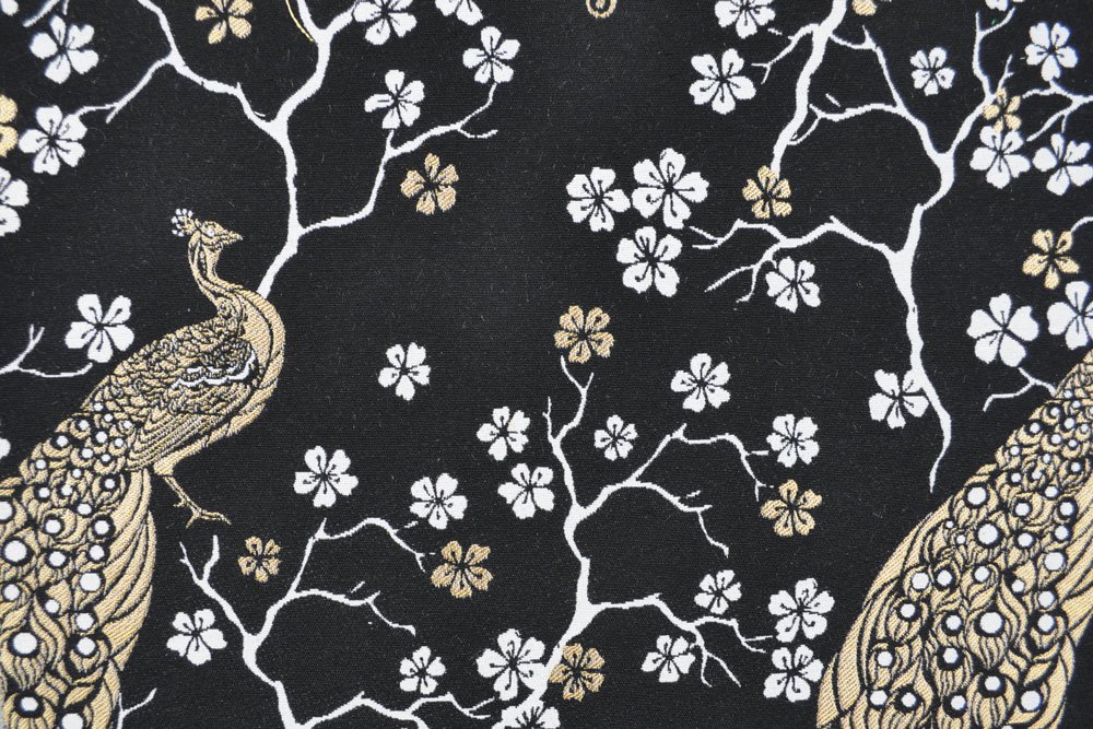 Aufwändig gewebter Jacquard-Stoff mit edel glänzendem Design - ein Traum! Ds1849 Dekostoff Pfau Schwarz S4 Dekostoffe Jacquard Luxus-Jacquard - Romantischer Pfau - Schwarz/Gold