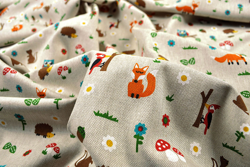Holen Sie sich ein Stück Wald nach Hause, in Form dieses pflegeleichten Dekostoffs mit bunten Tiermotiven Ds2131 Dekostoff Waldtiere Neu in Wald / Wiese Dekostoff - Waldtiere und -pflanzen