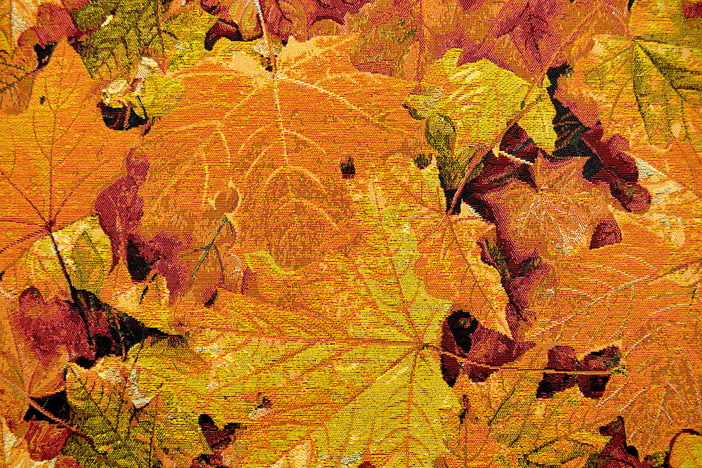 Robuster, schwerer Gobelin mit farbintensivem Laubmotiv, das eine goldherbstliche Atmosphäre zaubert Ds2346 Dekostoff Gobelin Laub Gobelin sonstige Gobelin-Stoff - Ahornlaub