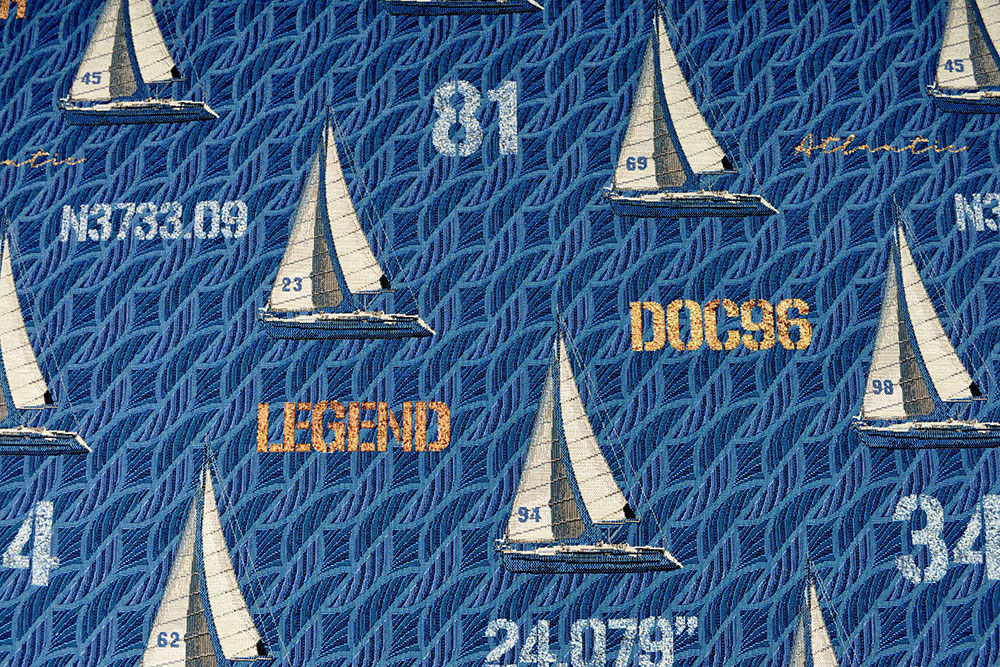 Edel, sehr schwer und herrlich maritim - dieser Gobelin ist ein absoluter Premium-Dekostoff für alle Seebären und Segelfans! Ds2367 Gobelin Segelboote Dekostoffe Maritim Gobelin-Stoff - Sailor