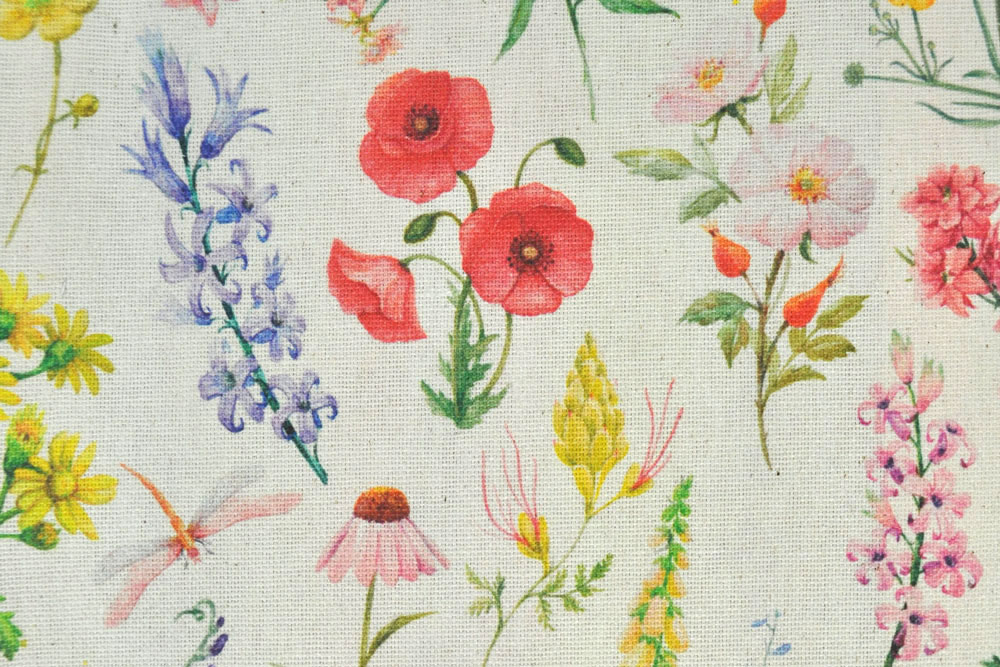 Profitieren Sie von der Überbreite und kreieren Sie raumhohe Deko-Träume mit Wildblumen-Motiv Ds3247 Dekostoff Wildblumen Ueberbreit Übergardinen Dekostoff - Wildblumen - 280 cm