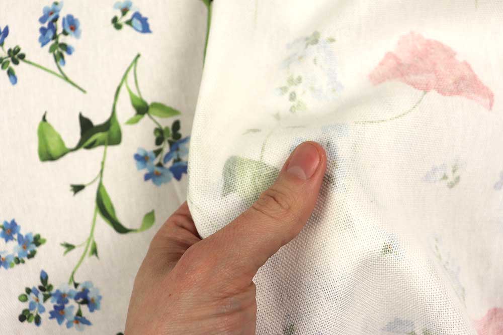Wie auf der Frühlingswiese - ein überbreiter Dekostoff, der zu 92 % aus recycelten Fasern besteht und mit einem floralen Muster überzeugt! Ds3324 Dekostoff Recycling Vergissmeinnicht S4 L Übergardinen Recycling-Dekostoff - Vergissmeinnicht - 280 cm