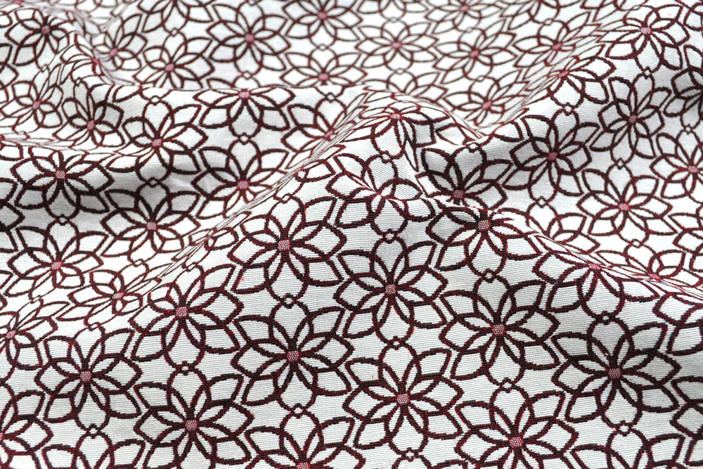 Weißer Jacquard-Dekostoff mit eingewebtem Blüten-Design - vielseitig verwendbar  Ds5932250 Jacquard Dekostoff Blueten Rot S4y Jacquard Jacquard-Dekostoff - Saint Lucia - Weiß/Rot