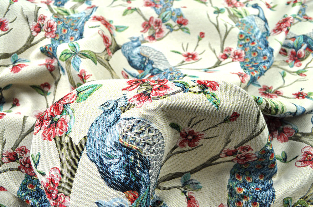 Hochwertiger Jacquard mit eingewebten Pfauen zwischen exotischen Pflanzen Ds5951 Jacquard Pfau S4 Dekostoffe Natur Dekostoff Jacquard - Prächtiger Pfau