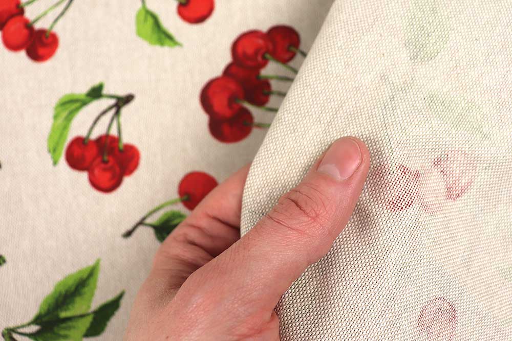 Mit seinem fröhlichen Kirschdruck und dem weichen Mischgewebe bringt dieser Stoff lebendige Frische in Ihre DIY-Projekte. Ds6281 Dekostoff Leinenoptik Kirschen S4 Dekostoffe Leinen Dekostoff Leinenoptik - Cherry