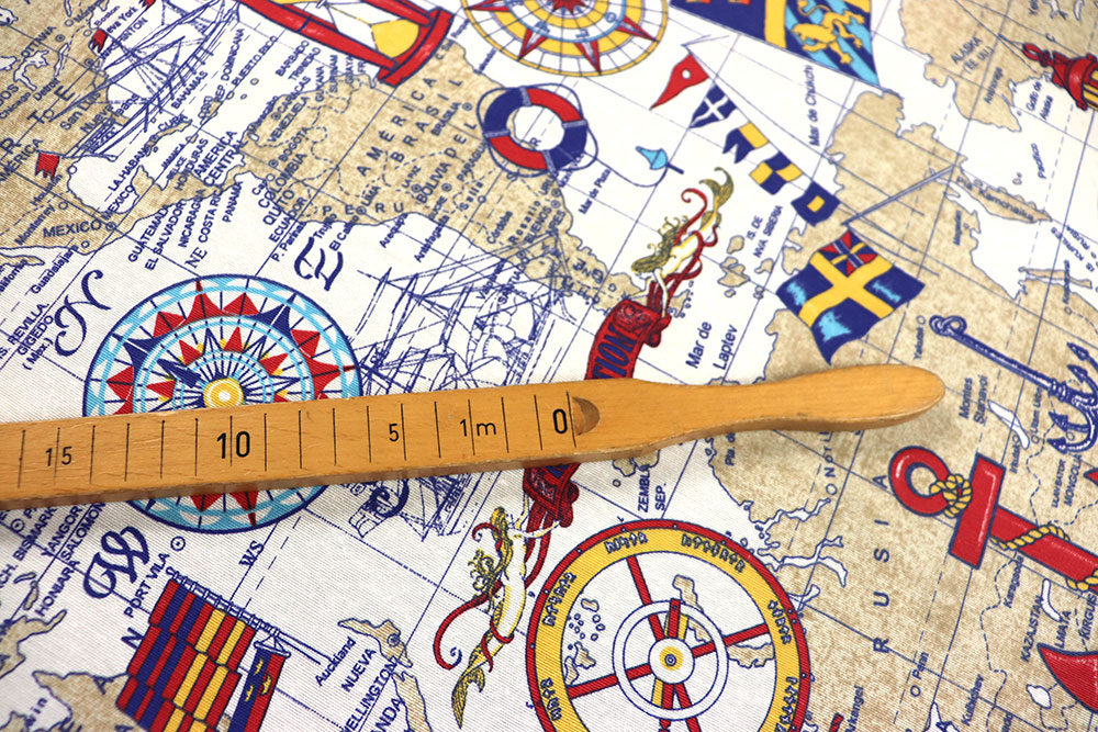 Stoff im Vintage-Kartenlook – ideal für maritime Deko mit Charakter und einem Hauch Nostalgie! Ds6310 Dekostoff Atlasvintage S4 Dekostoffe Maritim Dekostoff - Atlas Vintage