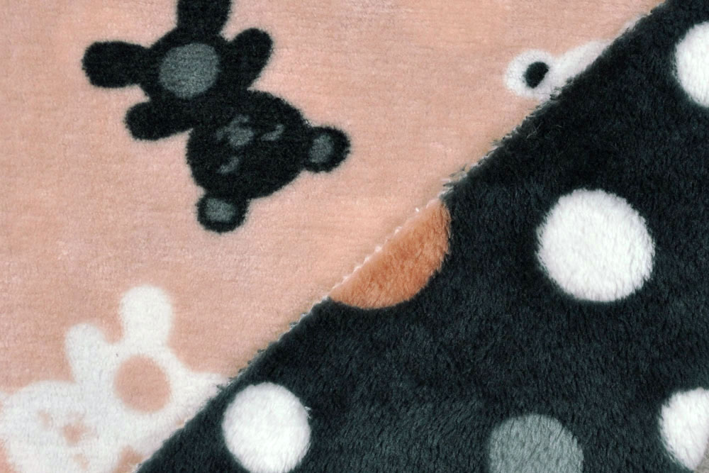 Dieses tolle Wellness Fleece kann von beiden Seiten verarbeitet werden - Ihrer Kreativität sind keine Grenzen gesetzt Fl5157285 Wellness Fleece Teddy Pink Punkte(1) Kinderstoffe Wende-Wellness-Fleece - Punkte und Teddys - Rosa